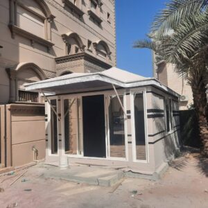 النجم اللامع للمظلات والسواتر | بناء المجالس في حي الحمدانية بجدة: رمز الأصالة والضيافة العصرية