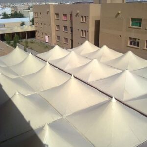النجم اللامع للمظلات والسواتر | “المظلات الهرمية: جمالية ووظيفة مضافة في حي الشفاء بجدة”