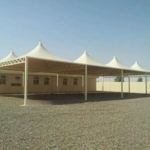 النجم اللامع للمظلات والسواتر | “المظلات الهرمية: جمالية ووظيفة مضافة في حي الشفاء بجدة”