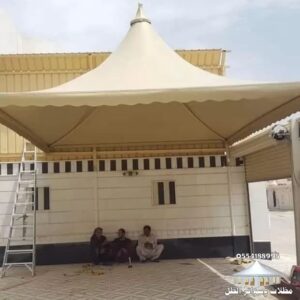النجم اللامع للمظلات والسواتر | “المظلات الهرمية: جمالية ووظيفة مضافة في حي الشفاء بجدة”