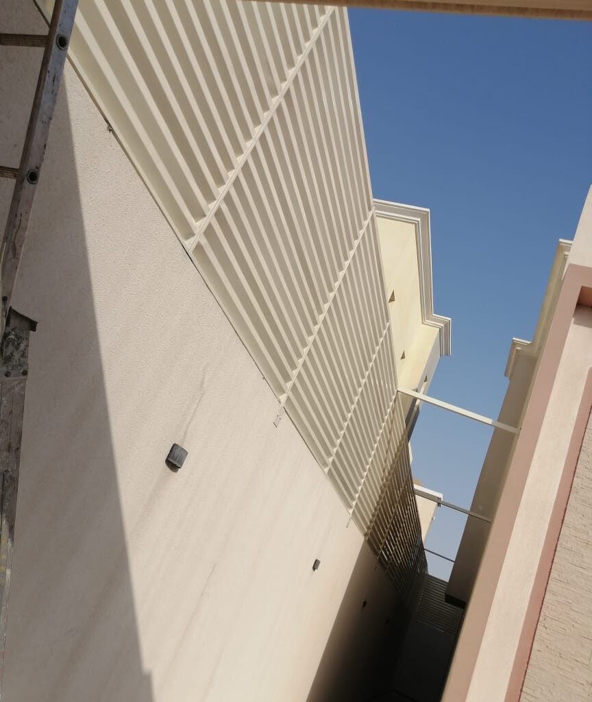 النجم اللامع للمظلات والسواتر | مؤسسة النجم اللامع سواتر جده بحي البلد: أنواعها، مميزاتها، وكيف تختار الأنسب لمنزلك.