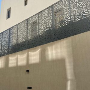 النجم اللامع للمظلات والسواتر | سواتر جدة حي بني مالك : الخصوصية، الأناقة، وحماية لمنزلك