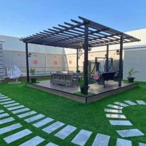 النجم اللامع للمظلات والسواتر | برجولات حديد في حي الشاطئ بجدة: حماية وأناقة على شاطئ البحر الأحمر