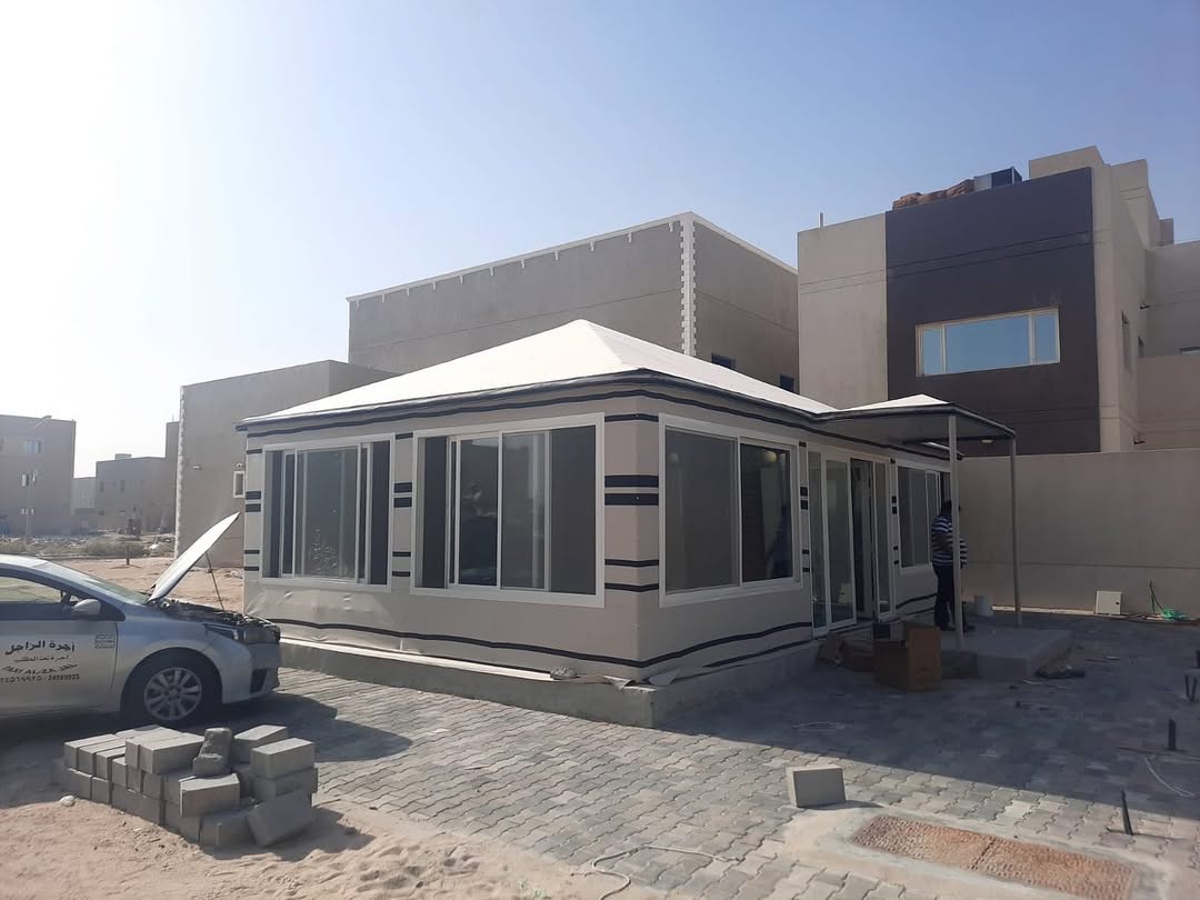 242993901_443507187098829_8681636885191074937_n النجم اللامع للمظلات والسواتر | بيوت شعر جدة حي الرحيلي | تركيب بيوت شعر ملكية فاخرة