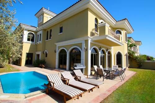 WhatsApp Image 2026-01-27 at 8.15.26 PM (2) النجم اللامع للمظلات والسواتر | ترميم مباني في جدة حي البلد | مقاول ترميم مباني قديمة