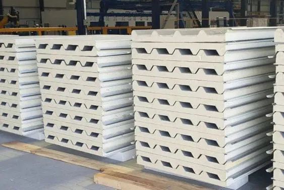 النجم اللامع للمظلات والسواتر | تركيب أسقف ساندوتش بانل في جدة حي الروضة | تركيب اسقف مقاومة للحرائق