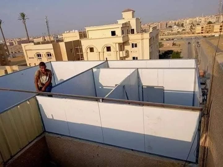 النجم اللامع للمظلات والسواتر | تركيب أسقف ساندوتش بانل في جدة حي الروضة | تركيب اسقف مقاومة للحرائق