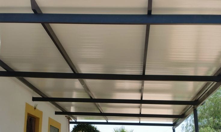 النجم اللامع للمظلات والسواتر | تركيب أسقف ساندوتش بانل في جدة حي الروضة | تركيب اسقف مقاومة للحرائق