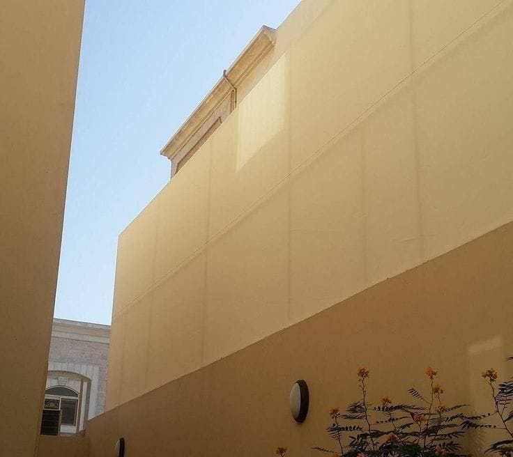 IMG-20250909-WA0690 النجم اللامع للمظلات والسواتر | سواتر قماش جدة حي البلد | تركيب سواتر قماشية | سواتر جدران