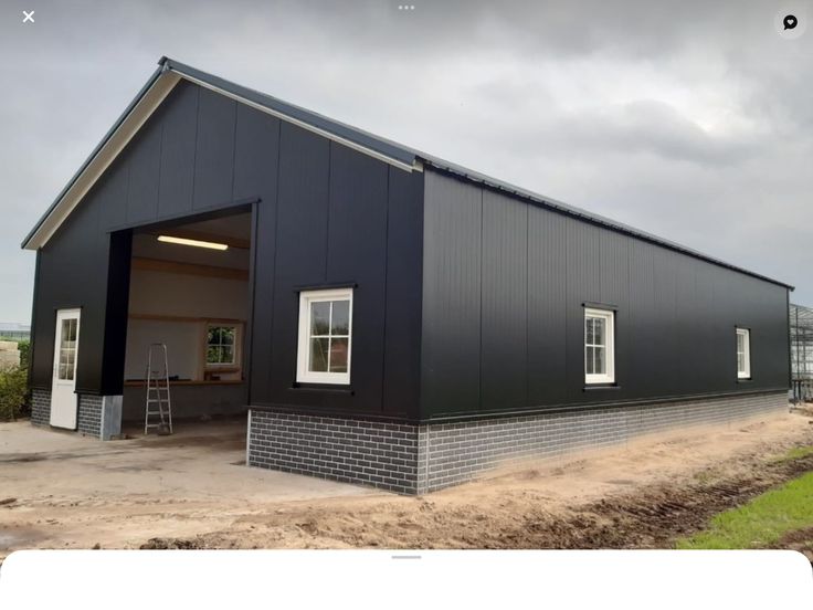 IMG-20250922-WA0101 النجم اللامع للمظلات والسواتر | هناجر جدة حي الكندرة | تركيب هناجر ومستودعات تخزين