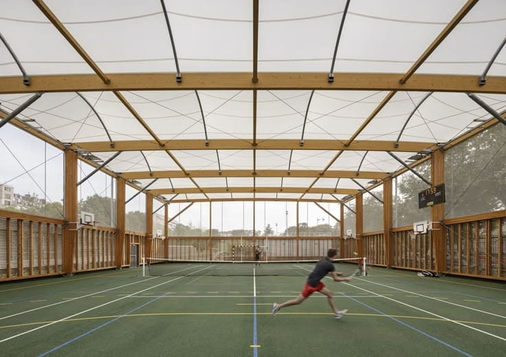 النجم اللامع للمظلات والسواتر | مظلات ملاعب جدة حي الحمراء | تركيب مظلات خارجية للملاعب بجودة عالية وأسعار تنافسية