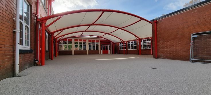 النجم اللامع للمظلات والسواتر | مظلات ملاعب جدة حي الحمراء | تركيب مظلات خارجية للملاعب بجودة عالية وأسعار تنافسية