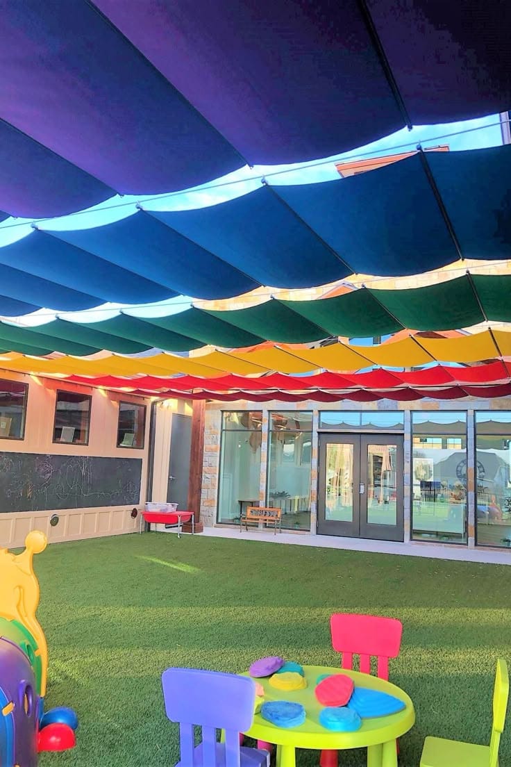 النجم اللامع للمظلات والسواتر | مظلات ملاعب جدة حي الحمراء | تركيب مظلات خارجية للملاعب بجودة عالية وأسعار تنافسية