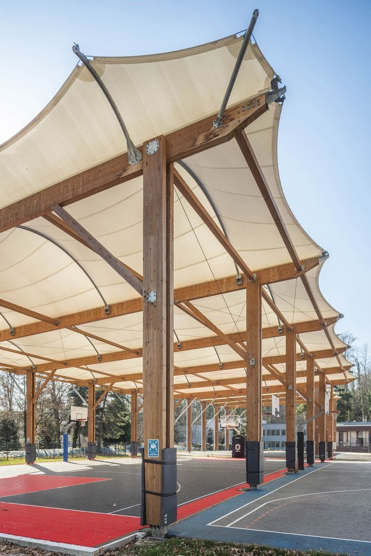 النجم اللامع للمظلات والسواتر | مظلات ملاعب جدة حي الحمراء | تركيب مظلات خارجية للملاعب بجودة عالية وأسعار تنافسية