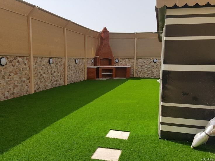 WhatsApp Image 2025-12-22 at 5.28.06 PM النجم اللامع للمظلات والسواتر | سواتر قماش جدة حي البلد | تركيب سواتر قماشية | سواتر جدران