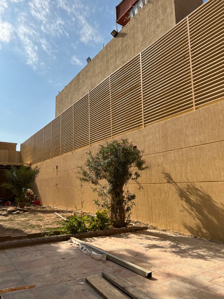 WhatsApp Image 2025-12-22 at 5.28.08 PM النجم اللامع للمظلات والسواتر | تركيب سواتر جدة في حي الحمراء | سواتر احواش | سواتر منزلية جدة