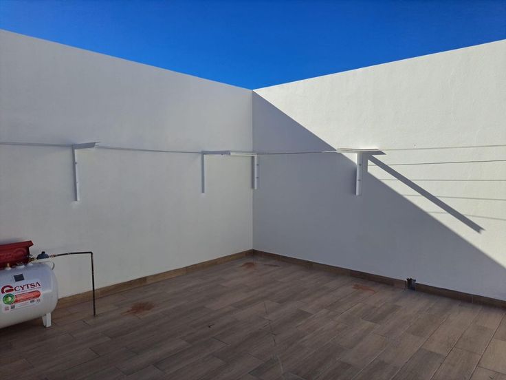 WhatsApp Image 2025-12-22 at 5.28.09 PM النجم اللامع للمظلات والسواتر | سواتر قماش جدة حي البلد | تركيب سواتر قماشية | سواتر جدران