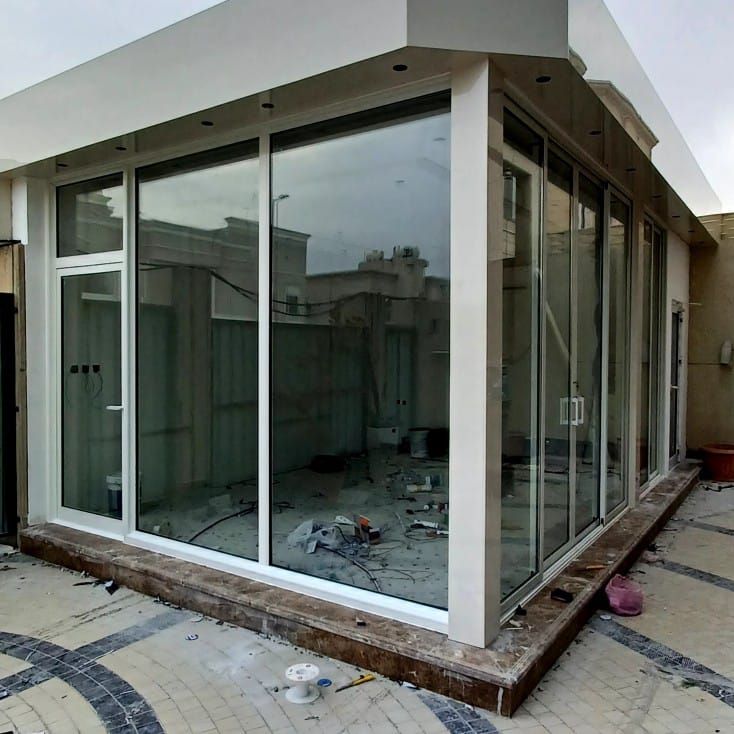 النجم اللامع للمظلات والسواتر | مجالس خارجية جدة في حي البساتين | تركيب ملاحق ساندوتش بانل واسمنت بورد