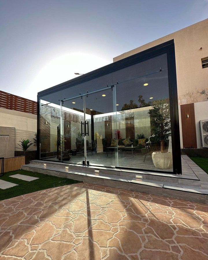 النجم اللامع للمظلات والسواتر | مجالس خارجية جدة في حي البساتين | تركيب ملاحق ساندوتش بانل واسمنت بورد