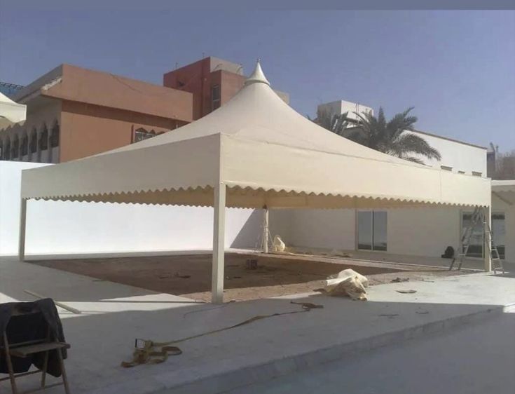 النجم اللامع للمظلات والسواتر | تركيب مظلات هرمية في جدة حي المروة | مظلات قبب جدة